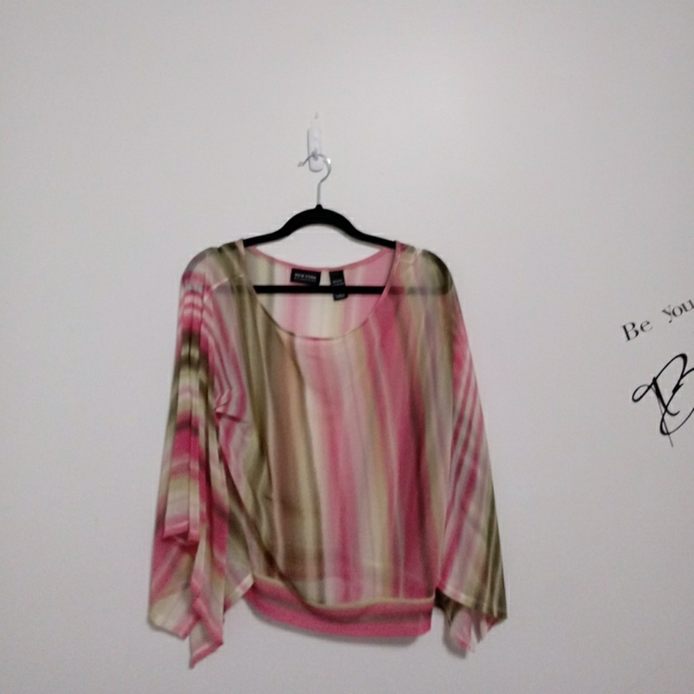 NEW YORK & COMPANY LONG SLEEVE TOP